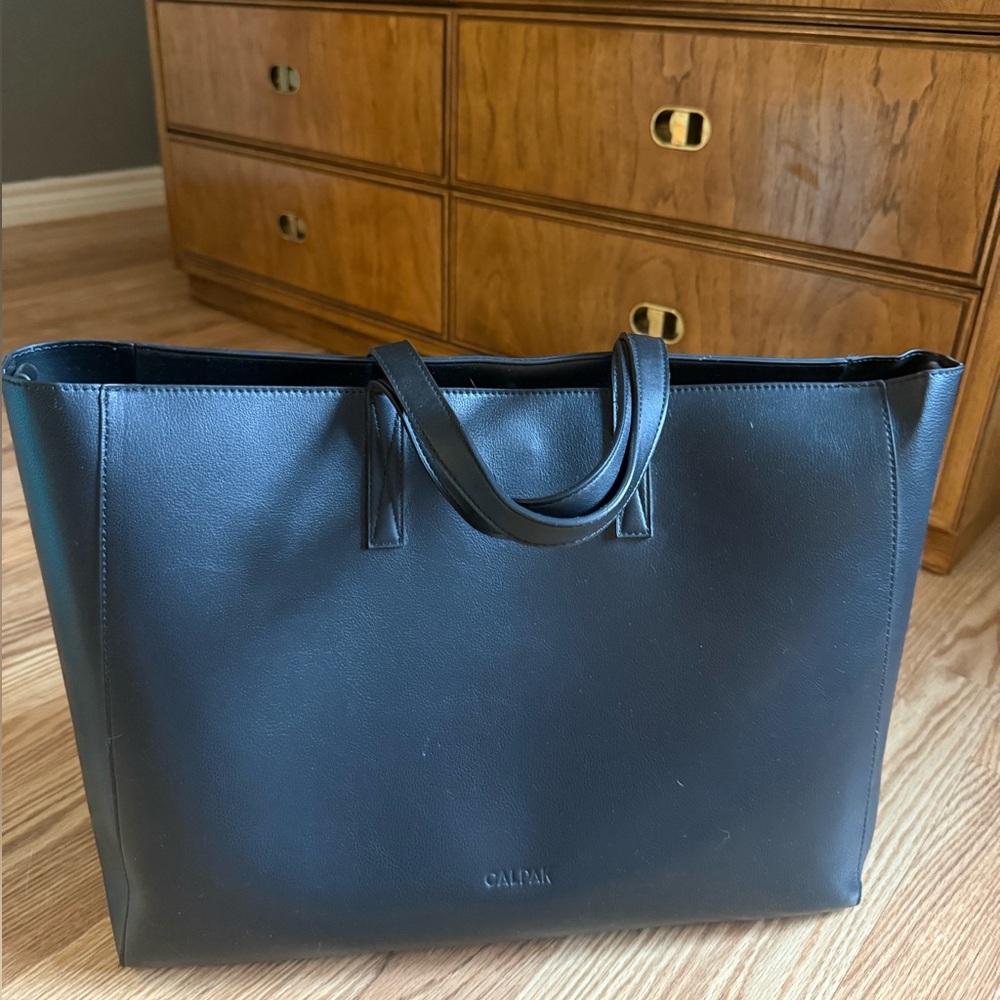 Calpak Haven 16" Laptop Tote Bag in Black